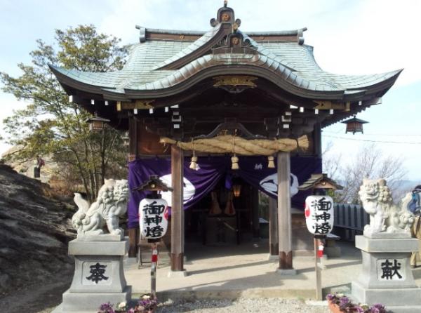 高御位山頂神社